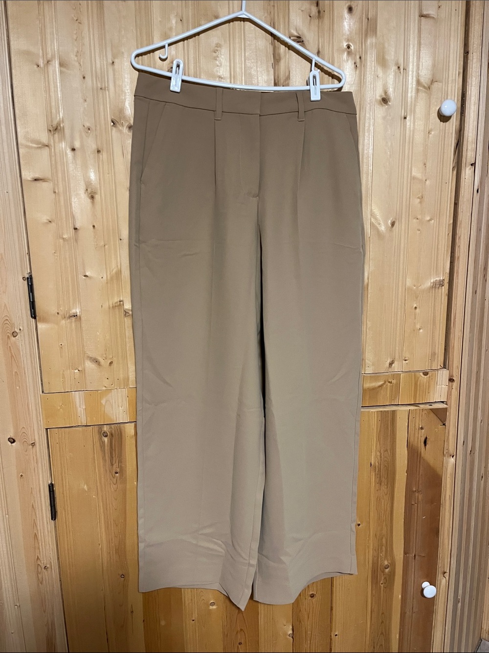 Banana Republic Women's Wide-Leg Chinos in Light Brown